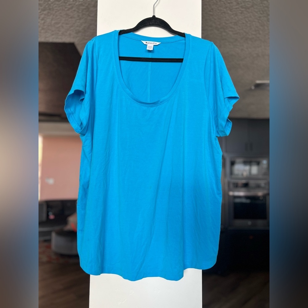 Athleta Blue Oversized Relaxed T-Shirt sz 1X